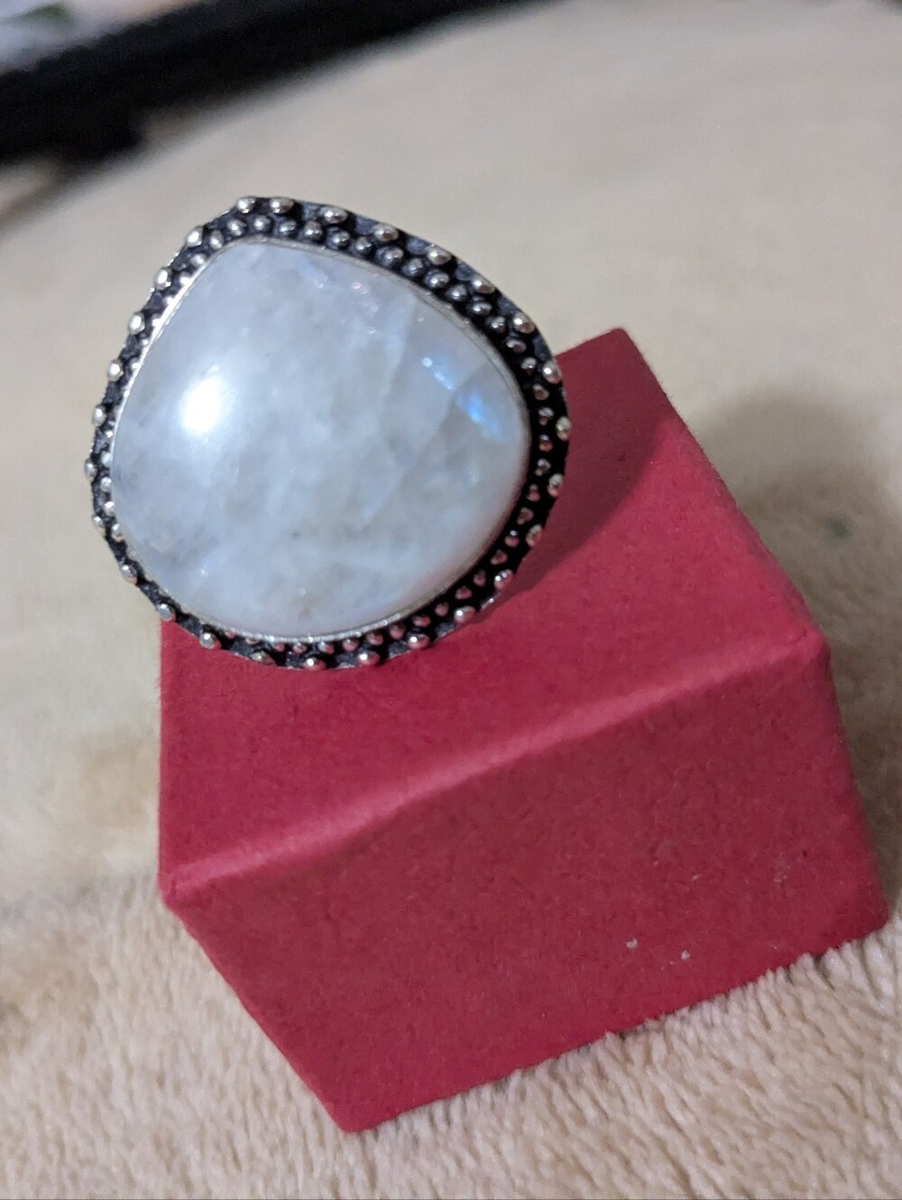 Rare Handcrafted Rainbow Moonstone With 'Blue Flash' Fat Teardrop Ring - Picture 12 of 14